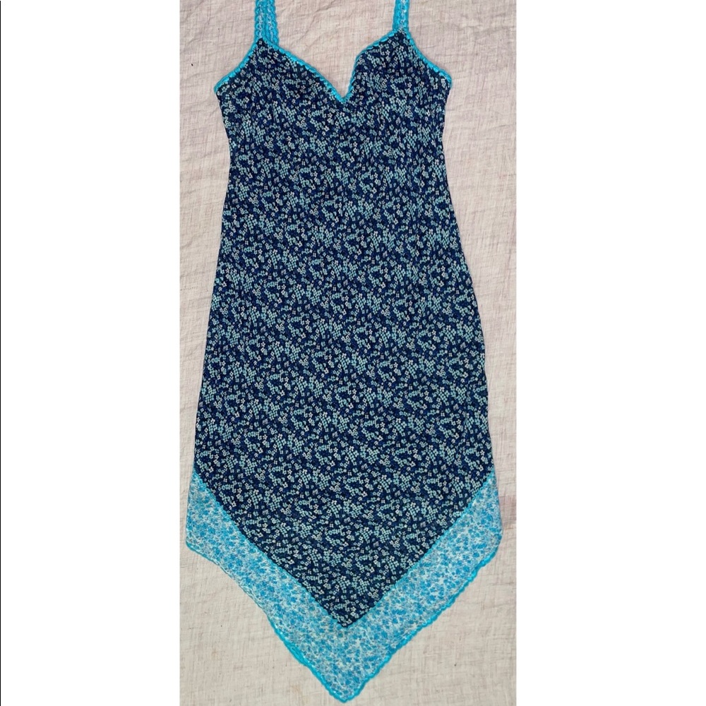 Laundry by Shelli Segal Floral handkerchief dress